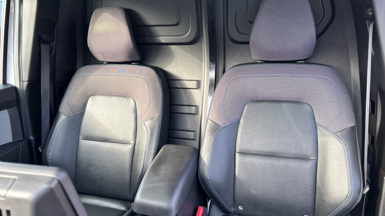 Nissan Townstar L1 Electric 90kW Tekna Van Auto 45kWh